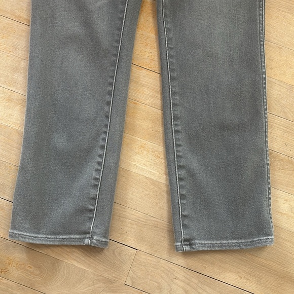 J. CREW Vintage Gray Ankle Straight Fit Jeans - Picture 4 of 11